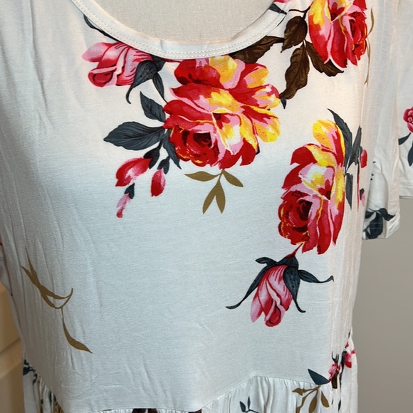 Women’s 3xl Floral Maxi dress VIISHOW NWT - Picture 4 of 7